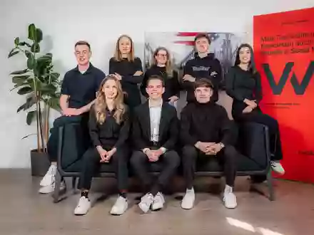 Echte Einblicke statt Floskeln: Simon Wachtler und das Team von Evvvolution wissen, wie Arbeitgeber heute die richtigen Menschen erreichen - Foto: presseportal.de