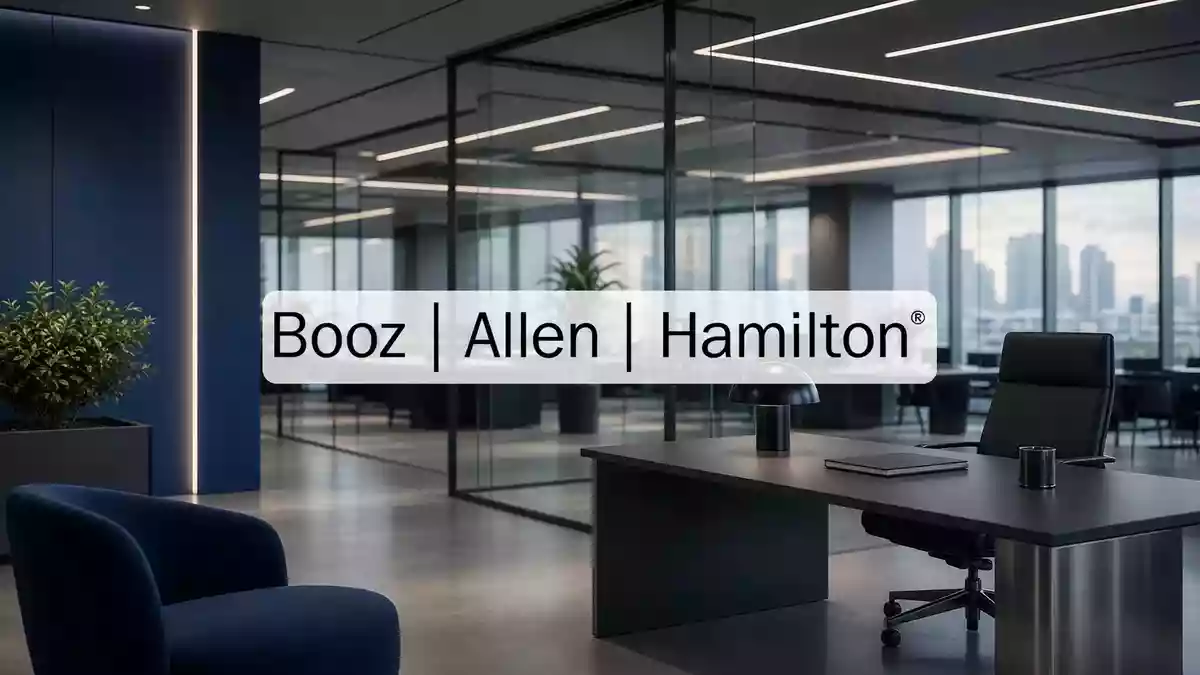 Booz Allen Hamilton steigert Gewinn und hebt Jahresprognose an