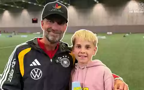 Jürgen Klopp: Wenn's nach mir geht, zwei Stunden Sport am Tag! / KiKA-Kinder-Kommentator Charlie (14) interviewt Bundestrainer - Foto: presseportal.de