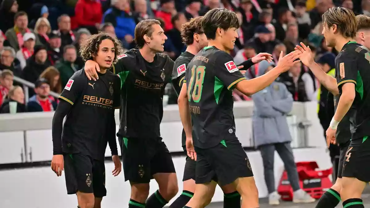 Gladbach gelingt in Stuttgart der ersehnte erste Saisonsieg. - Bild: Jan-Philipp Strobel/dpa