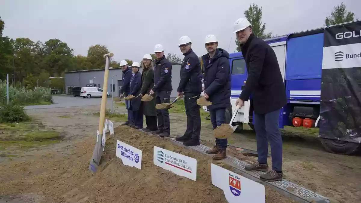 THW HH MV SH: Spatenstich für THW-Neubau in Preetz - Bild: presseportal.de