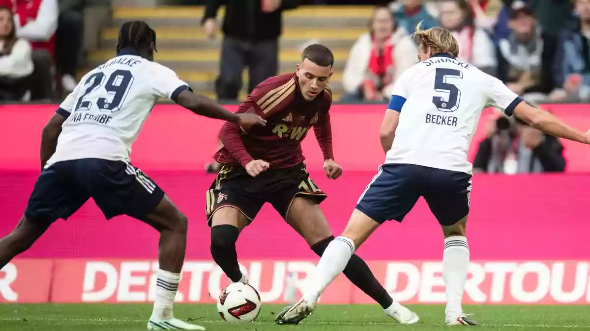 Köln Said El Mala (m) in der Partie gegen Schalke.  - Bild: Marius Becker/dpa
