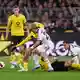 Borussia Dortmund und Eintracht Frankfurt lieferten sich am Samstagabend ein intensives Traditionsduell.  - Bild: Bernd Thissen/dpa