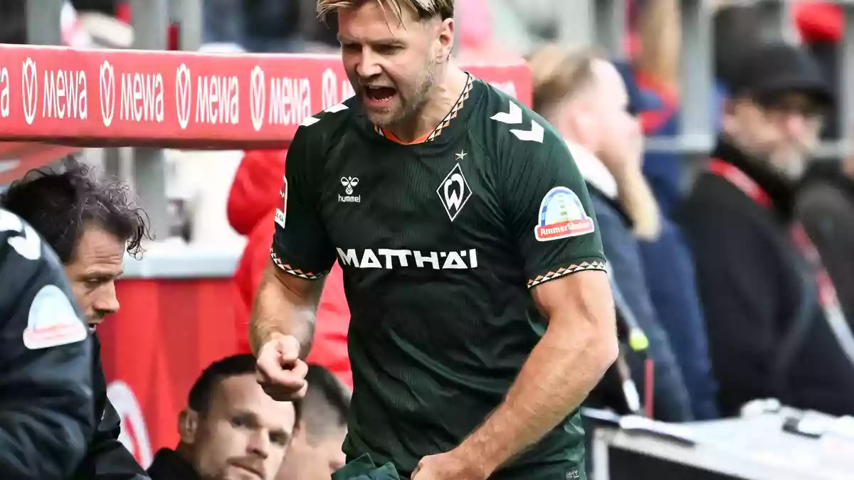 Niclas Füllkrug sieht die Debatte um ein mögliches DFB-Comeback locker. - Bild: Florian Wiegand/dpa
