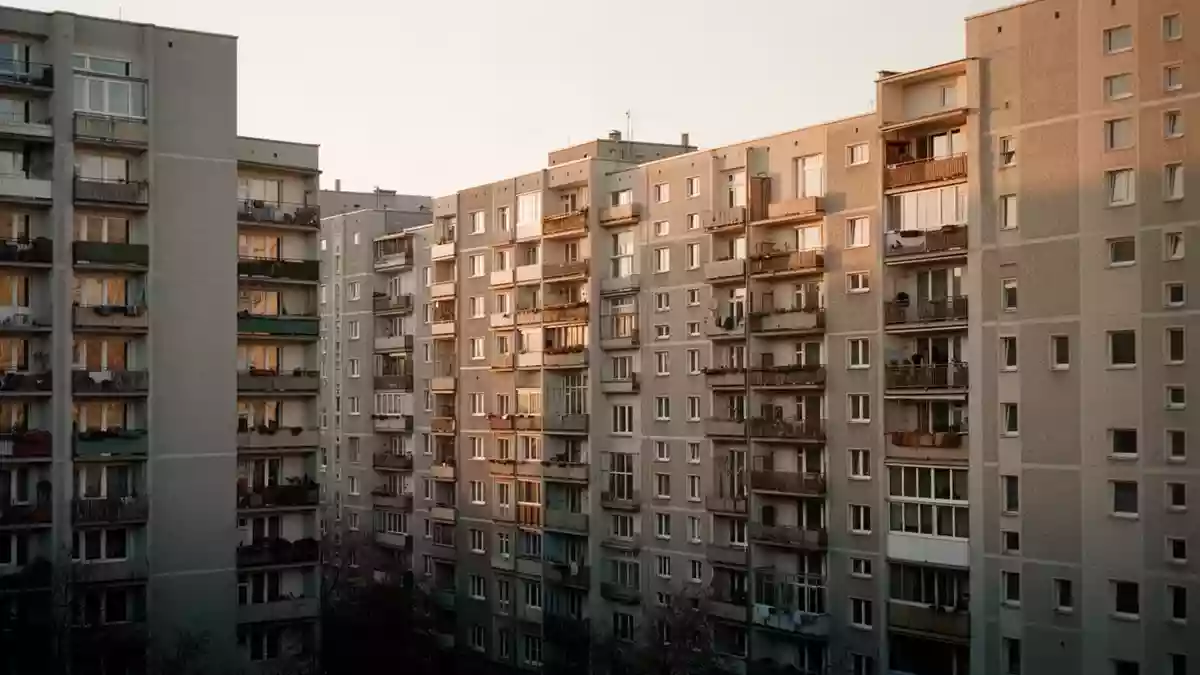 Berlin plant Wohnungsüberführung: Gesetz bis Mitte 2028 vorgesehen