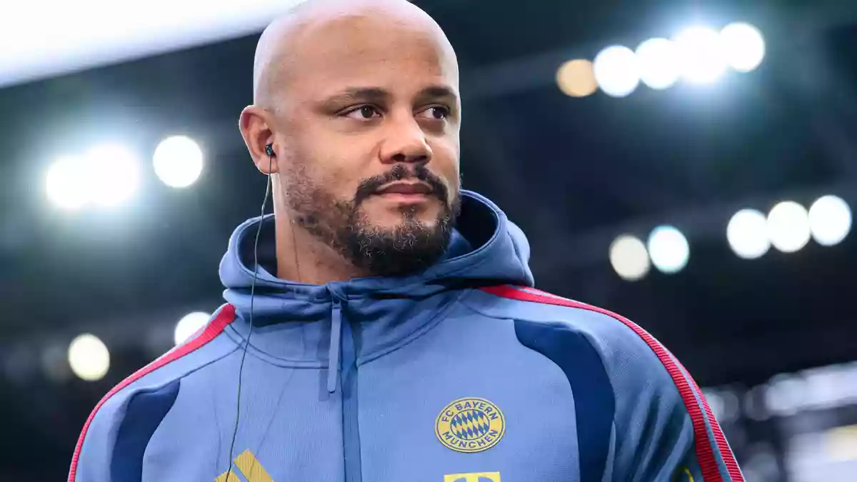 Bayern-Trainer Vincent Kompany wurde nach seinem Zusammenbruch in eine Klinik eingeliefert. (Archivbild) - Bild: Tom Weller/dpa