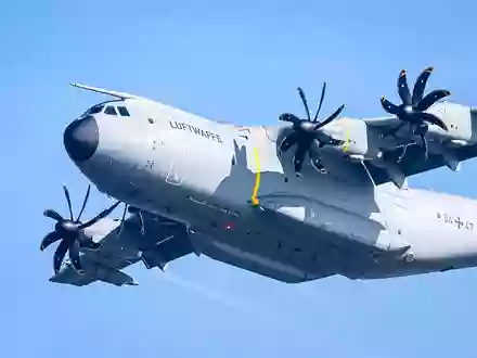 Deutsche Flugzeuge sollen bei dem Manöver für die Luftbetankung sorgen. (Archivbild) - Foto: Sina Schuldt/dpa