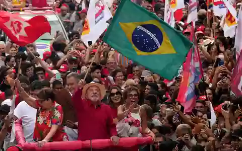 Lula mobilisiert seine Anhänger. (Archivbild) - Foto: Silvia Izquierdo/AP/dpa