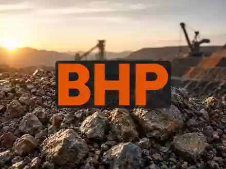 Moderne, minimalistische Bergbauinfrastruktur bei Sonnenaufgang als Symbol für Disziplin und strategisches Management. - Foto: über boerse-global.de