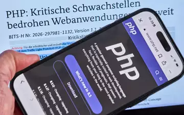Dank KI können Angreifer eine veröffentlichte Sicherheitslücke heute in Minuten oder Stunden für Attacken nutzen. Die Entwicklung werde noch eine Weile andauern, glaubt ein Experte der Cyberagentur des Bundes. (Symbolbild= - Foto: Jens Büttner/dpa