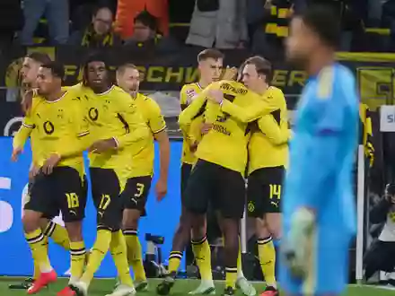 Wichtiger Heimsieg gegen Eintracht Frankfurt: Der BVB-Auftakt in eine wegweisende Woche ist gelungen. - Foto: Bernd Thissen/dpa
