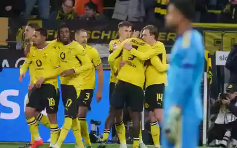 Wichtiger Heimsieg gegen Eintracht Frankfurt: Der BVB-Auftakt in eine wegweisende Woche ist gelungen.  - Foto: Bernd Thissen/dpa
