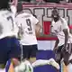 Hat gut lachen: Bayern-Verteidiger Dayot Upamecano feiert sein Tor zum 1:0. - Bild: Harry Langer/dpa
