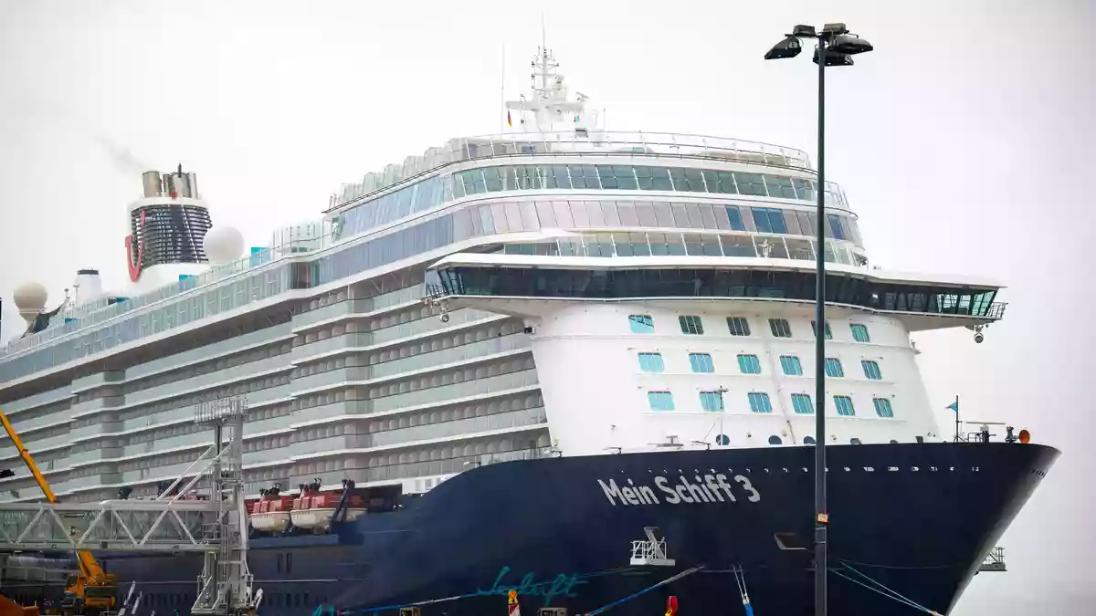 Das Kreuzfahrtschiff «Mein Schiff 3». (Archivbild)  - Bild: Sina Schuldt/dpa