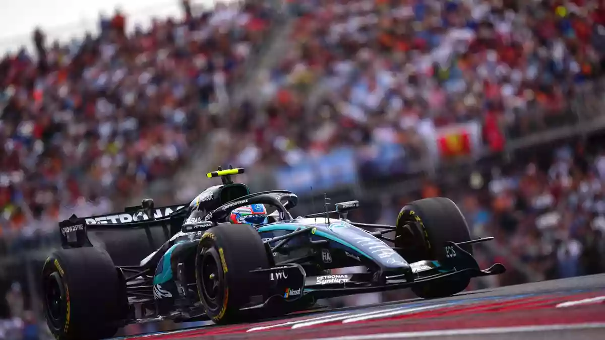 Kimi Antonelli überzeugt auch beim Grand Prix der USA in Texas. - Bild: Bradley Collyer/PA Wire/dpa