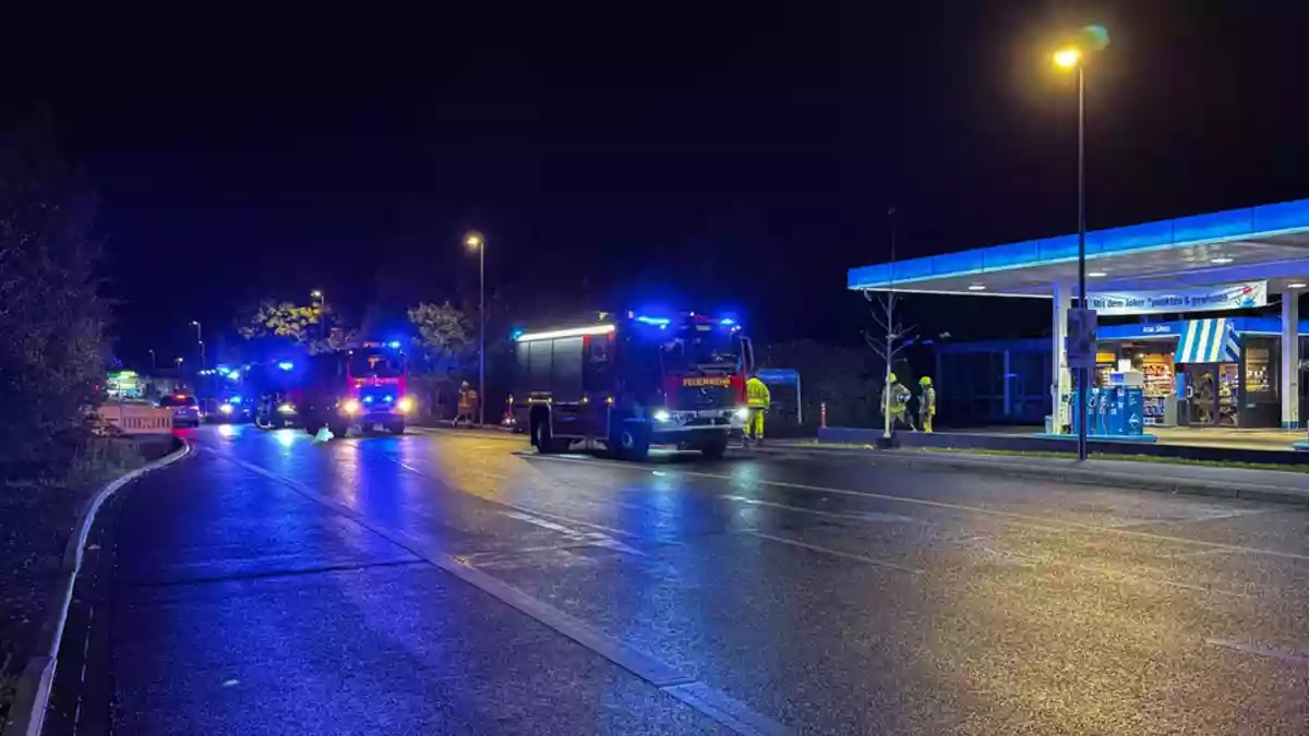 FW-DT: Rauchentwicklung an Tankstelle - Bild: presseportal.de