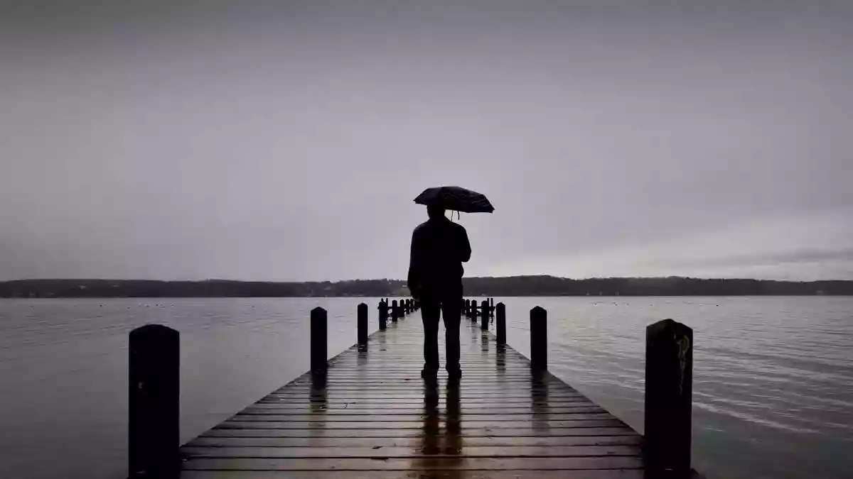 Finanz- und Wirtschaftskrisen etwa führen vor allem bei Männern zu seelischen Belastungen, Burn-out oder Depressionen. (Symbolbild) - Bild: Victoria Bonn-Meuser/dpa