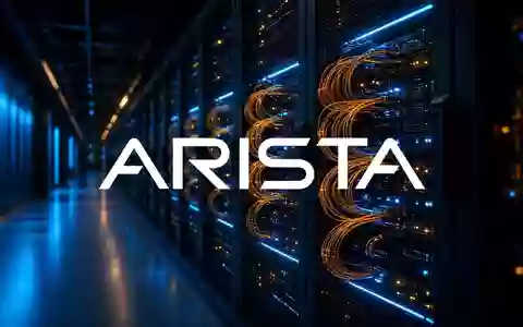 Abstrakte Darstellung von Glasfaserkabeln und Netzwerk-Infrastruktur in einem dunklen, technologischen Umfeld. - Foto: über boerse-global.de