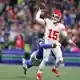 Quarterback-Star Patrick Mahomes hatte gegen Seattle einen schweren Stand. - Bild: Kevin Ng/FR172278 AP/AP/dpa