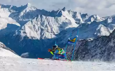 In Sölden startete am Wochenende die neue Alpin-Saison. - Foto: Expa/ Johann Groder/APA/dpa