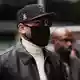 Der US-amerikanische R&B-Sänger Chris Brown muss nicht ins Gefängnis. - Bild: Jordan Pettitt/PA Wire/dpa
