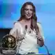 Alexia Putellas wurde als beste Fußballerin geehrt. - Bild: Kin Cheung/AP/dpa