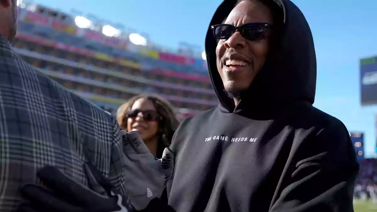 Große Bühne für Rapper Jay-Z bei der Halbzeit-Show des Super Bowl 2027. (Archivbild) - Bild: Brynn Anderson/AP/dpa