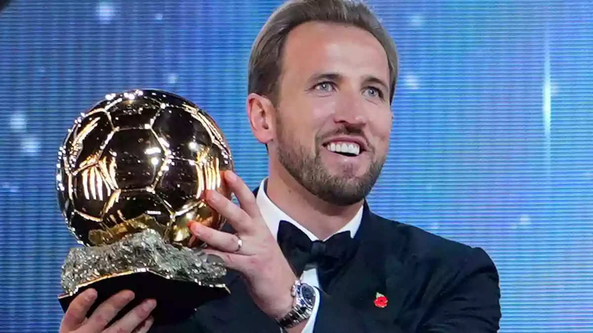 Der Ballon-d'Or-Gewinner 2026: Harry Kane. - Bild: Kin Cheung/AP/dpa