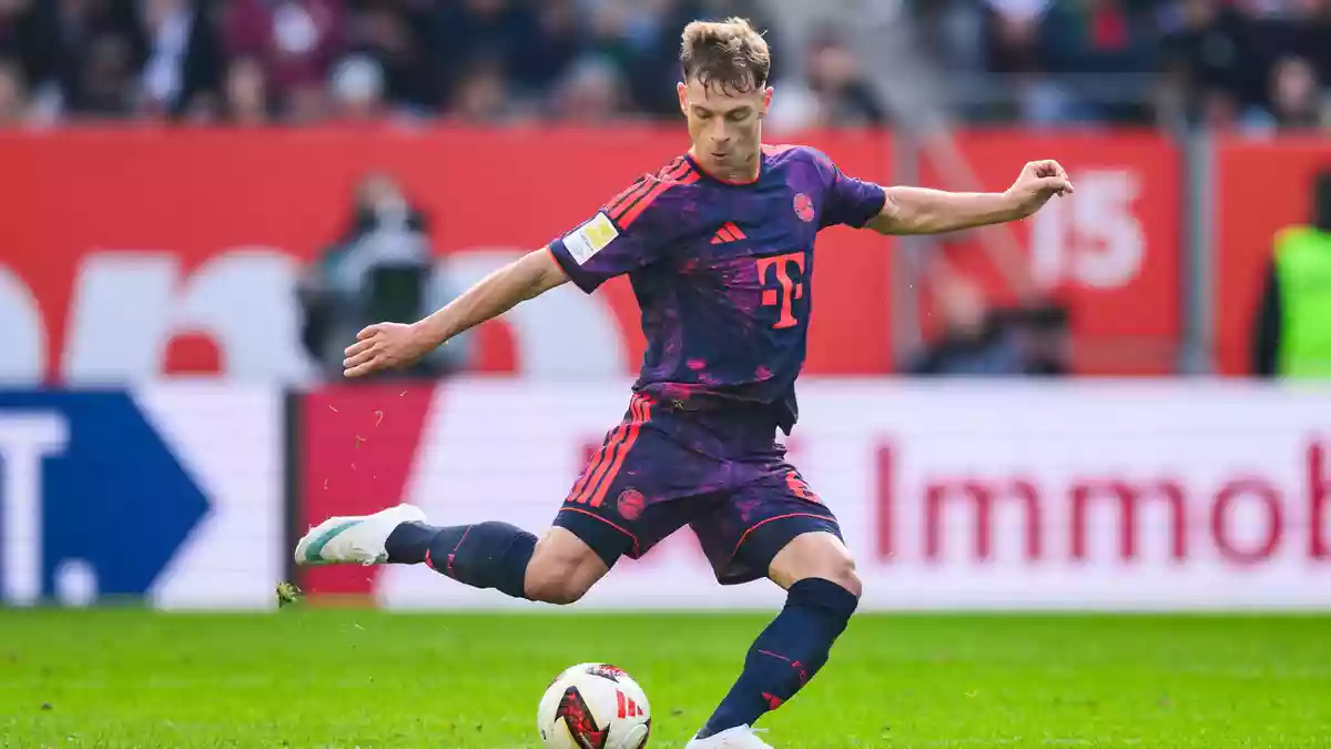 Joshua Kimmich soll nach einem privaten Schicksalsschlag in dieser Woche wieder Ball sein. (Archivbild)  - Bild: Tom Weller/dpa