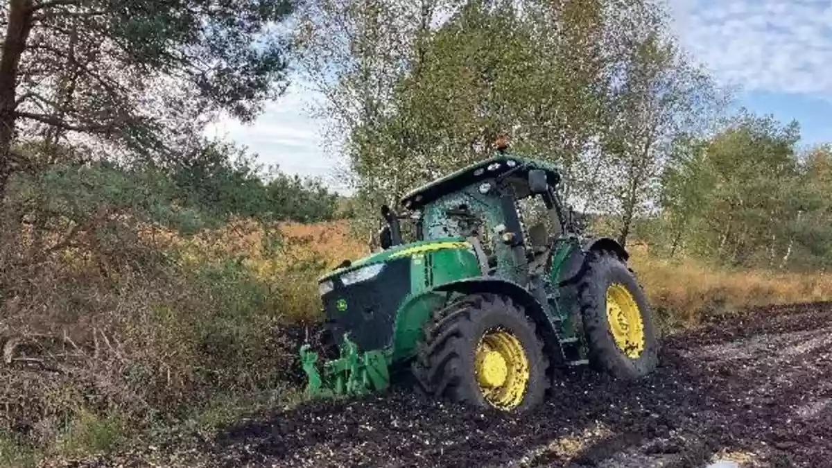 POL-ROW: ++ Unbekannter fährt Traktor ins Moorgebiet ++ Einbruch in Einfamilienhaus in Visselhövede - Zeugen gesucht ++ - Bild: presseportal.de