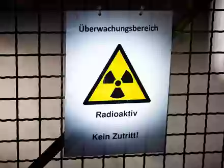 Wo soll der deutsche Atommüll auf Dauer lagern? Die Suche nach der Antwort auf diese Frage ist wieder ein kleines Stück nähergekommen (Archivbild). - Foto: Moritz Frankenberg/dpa