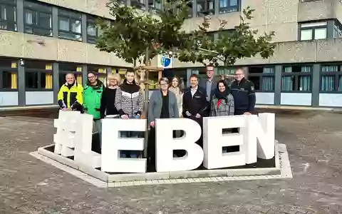 POL-HX: Risiken im Straßenverkehr ohne Risiko kennenlernen / Verkehrssicherheitstag an der Erd-Charta-Schule Warburg stößt auf großes Interesse - Foto: presseportal.de