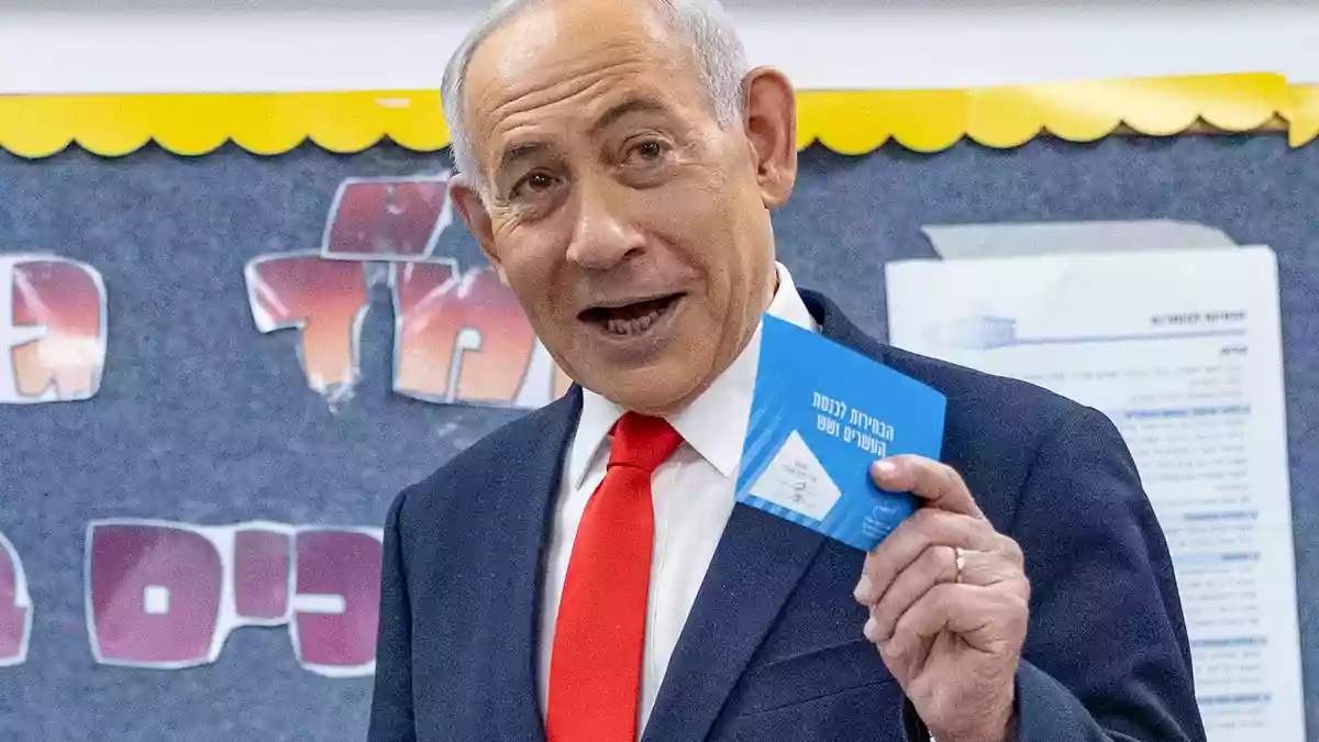 Israels Ministerpräsident Benjamin Netanjahu ruft seine Anhänger auf, zur Wahl zu gehen. Foto aktuell - Bild: Yonatan Sindel/Pool Flash90 via AP/dpa