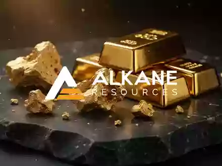 Glänzende Goldbarren und Goldnuggets auf einem dunklen Hintergrund, die den Wertanstieg von Gold unterstreichen. - Foto: über boerse-global.de
