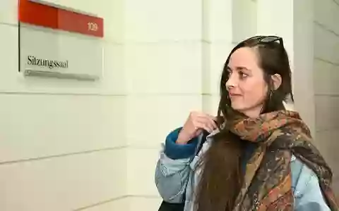 Die Abgeordnete Vanessa Emde nahm an einem Gespräch mit dem Vorstand der Linke-Fraktion und an einer Fraktionssitzung teil.   - Foto: Britta Pedersen/dpa