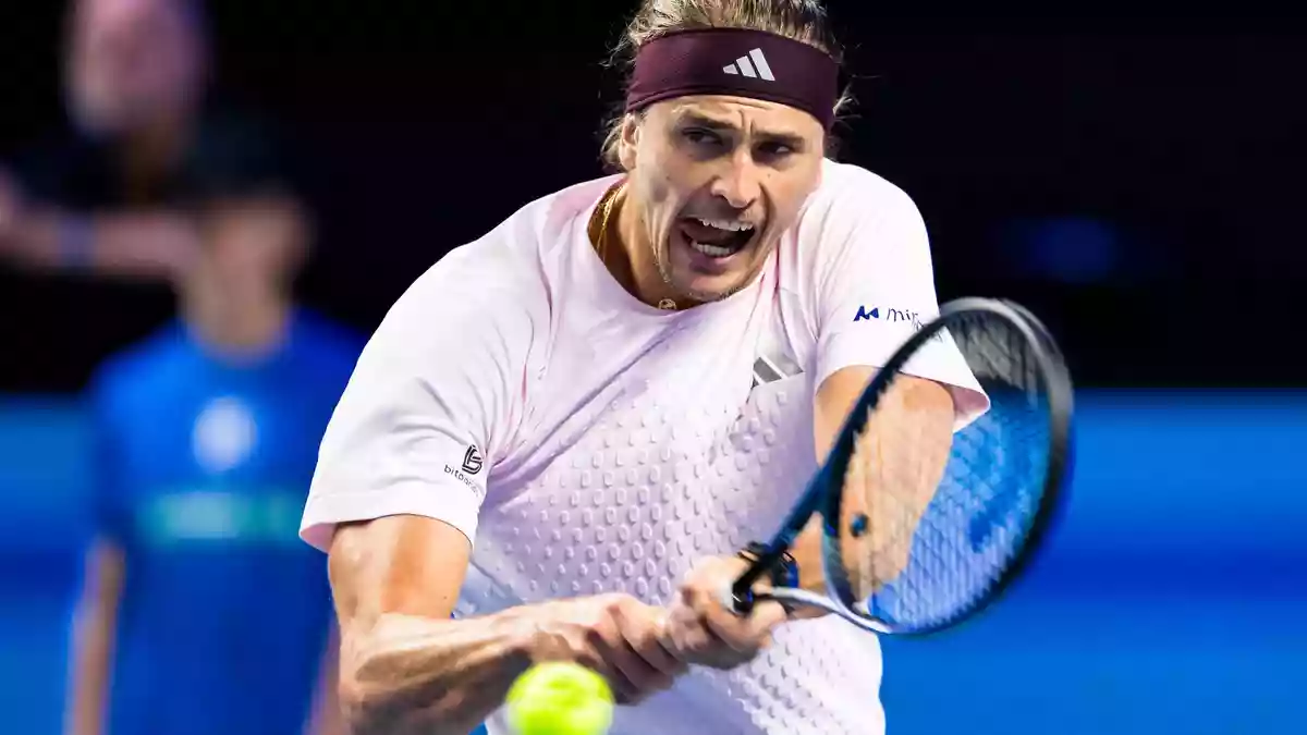 Alexander Zverev fehlt nur noch ein Sieg zu Platz eins in der Weltrangliste. - Bild: Max Slovencik/APA/dpa