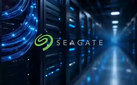 Modernes Rechenzentrum mit leuchtenden Server-Racks als Symbol für digitales Wachstum und Datenspeicherung. - Foto: über boerse-global.de