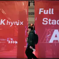 Der Speicherproduzent SK Hynix aus Südkorea profitiert massiv vom KI-Boom. (Archivbild) - Foto: Ahn Young-joon/AP/dpa