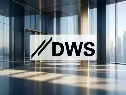 Abstrakte Darstellung einer modernen Finanzumgebung mit blauem Farbschema und Fokus auf Marktdynamik. - Foto: über boerse-global.de