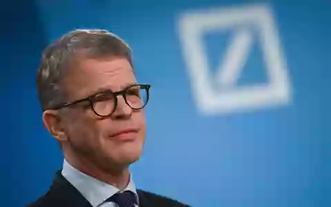 Christian Sewing hatte die Führung des Geldhauses nach etlichen Krisenjahren im April 2018 übernommen. (Archivbild) - Foto: Florian Wiegand/dpa