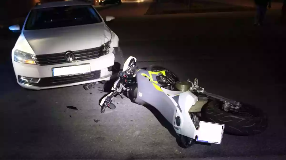 POL-MI: Motorradfahrer nach Unfall schwer verletzt - Bild: presseportal.de