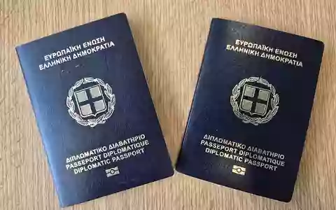 Bundespolizeidirektion München: Falsche Diplomaten am Flughafen München aufgeflogen - Foto: presseportal.de