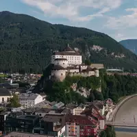Festung Kufstein: 800 Jahre auf dem Buckel und immer noch bühnenreif - Foto: presseportal.de