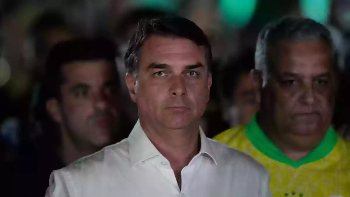 Flávio Bolsonaro hat die Präsidentschaftswahl verloren. (Archivfoto) - Bild: Eraldo Peres/AP/dpa
