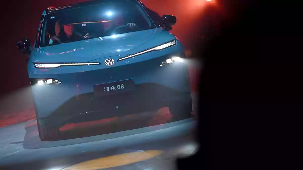 Volkswagen ändert seine China-Strategie. (Archivbild) - Bild: Johannes Neudecker/dpa