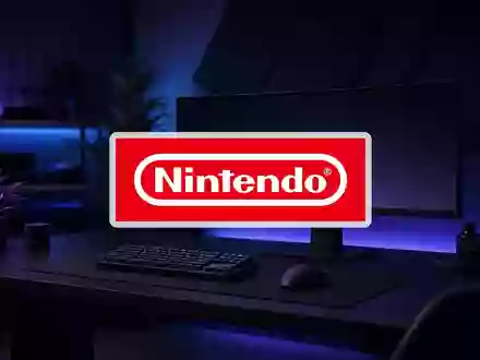 Modernes, atmosphärisch beleuchtetes Gaming-Setup in einem minimalistischen Raum als Symbol für die Videospielindustrie. - Foto: über boerse-global.de
