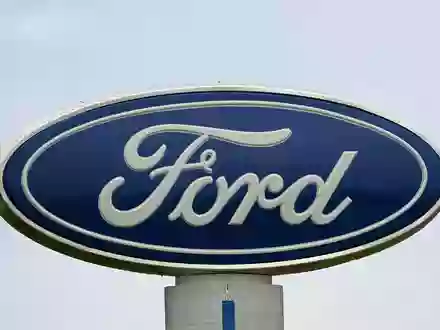 In den vergangenen Monaten waren teure SUV-Modelle eine wichtige Stütze für Ford. (Archivbild) - Foto: Gerry Broome/AP/dpa