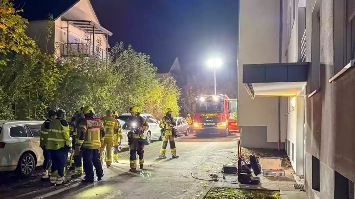 FW-DT: Gasundichtigkeit in Mehrparteienhaus - eine Person verletzt - Bild: presseportal.de