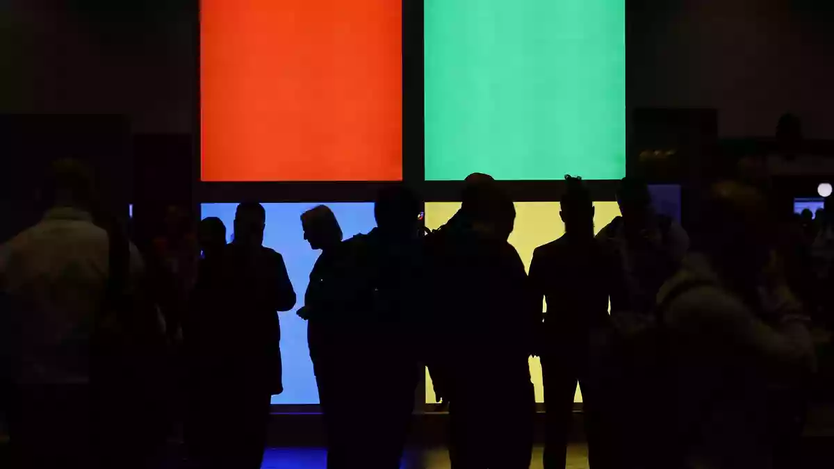 Microsoft baut seine Geschäfte kräftig aus. (Archivbild) - Bild: Oliver Berg/dpa