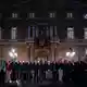 Vertreter der Regionalregierungen hielten eine Schweigeminute zum Gedenken an die Opfer. - Bild: Kike Rincón/EUROPA PRESS/dpa